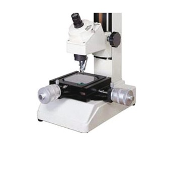 Messmikroskop mit eingebauten analogen Messschrauben