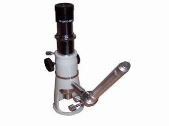 Tragbares Mikroskop