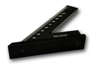 Werkstattwinkel aus Alu schwarz eingefärbt mit mm Skalierung und 45 Grad Neigung