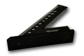 Werkstattwinkel aus Alu schwarz eingefärbt mit mm Skalierung und 45 Grad Neigung