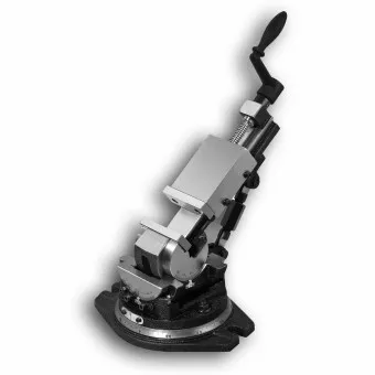 Schraubstock mit 3 Achsen