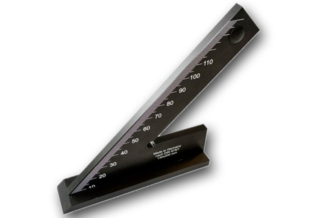 Anschlagswinkel 45° aus Aluminium gehärtet mit mm Teilung