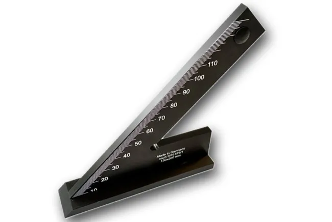 Anschlagswinkel 45° aus Aluminium gehärtet mit mm Teilung