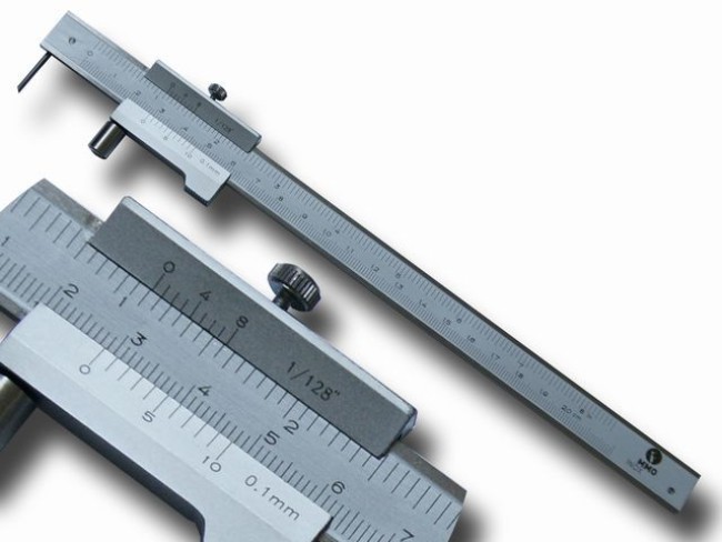 Rolle rostfrei HM-Spitze 200 oder 400 mm zur AUSWAHL MIB Anreiß-Messschieber m 