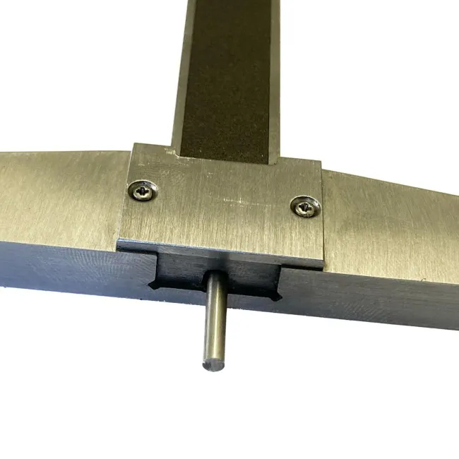 150mm Tiefenmessschieber mit runder 150mm Messstange.